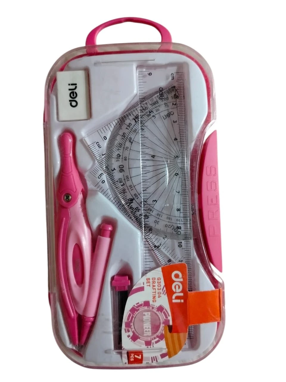 طقم هندسى  ديلي